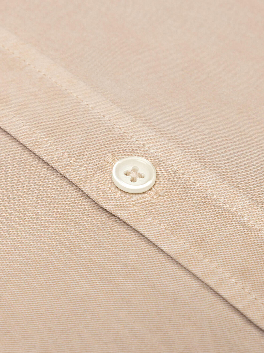 Lio shirt in washed gabardine sand
