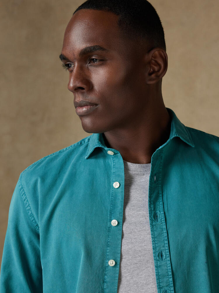 Lio shirt in celadon washed gabardine