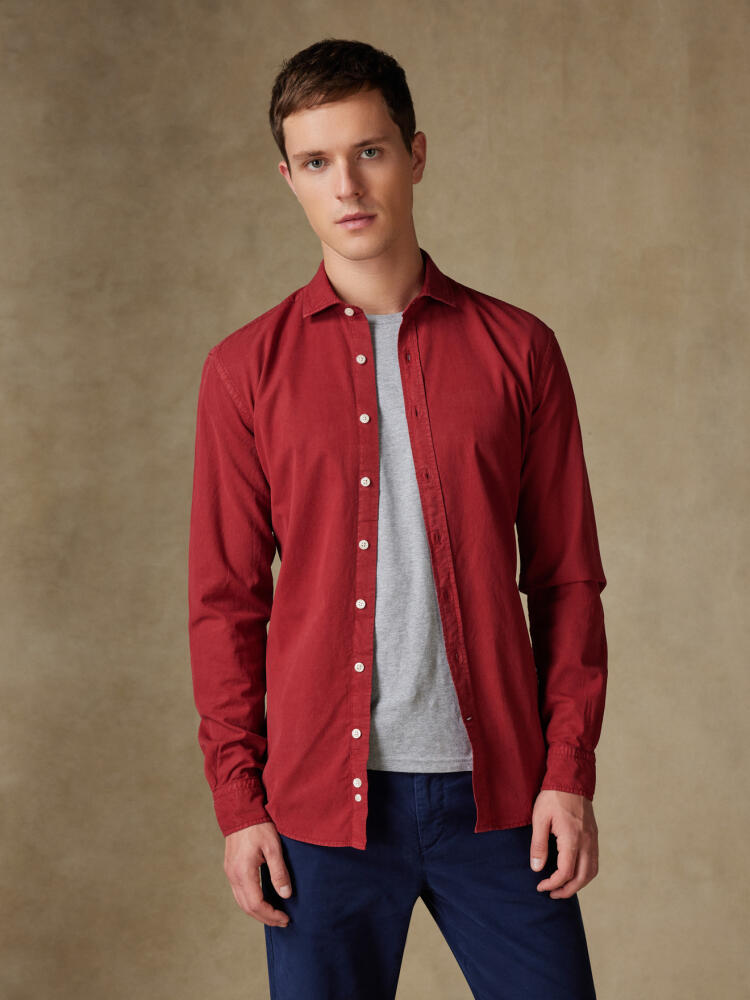 Lio shirt in red washed gabardine