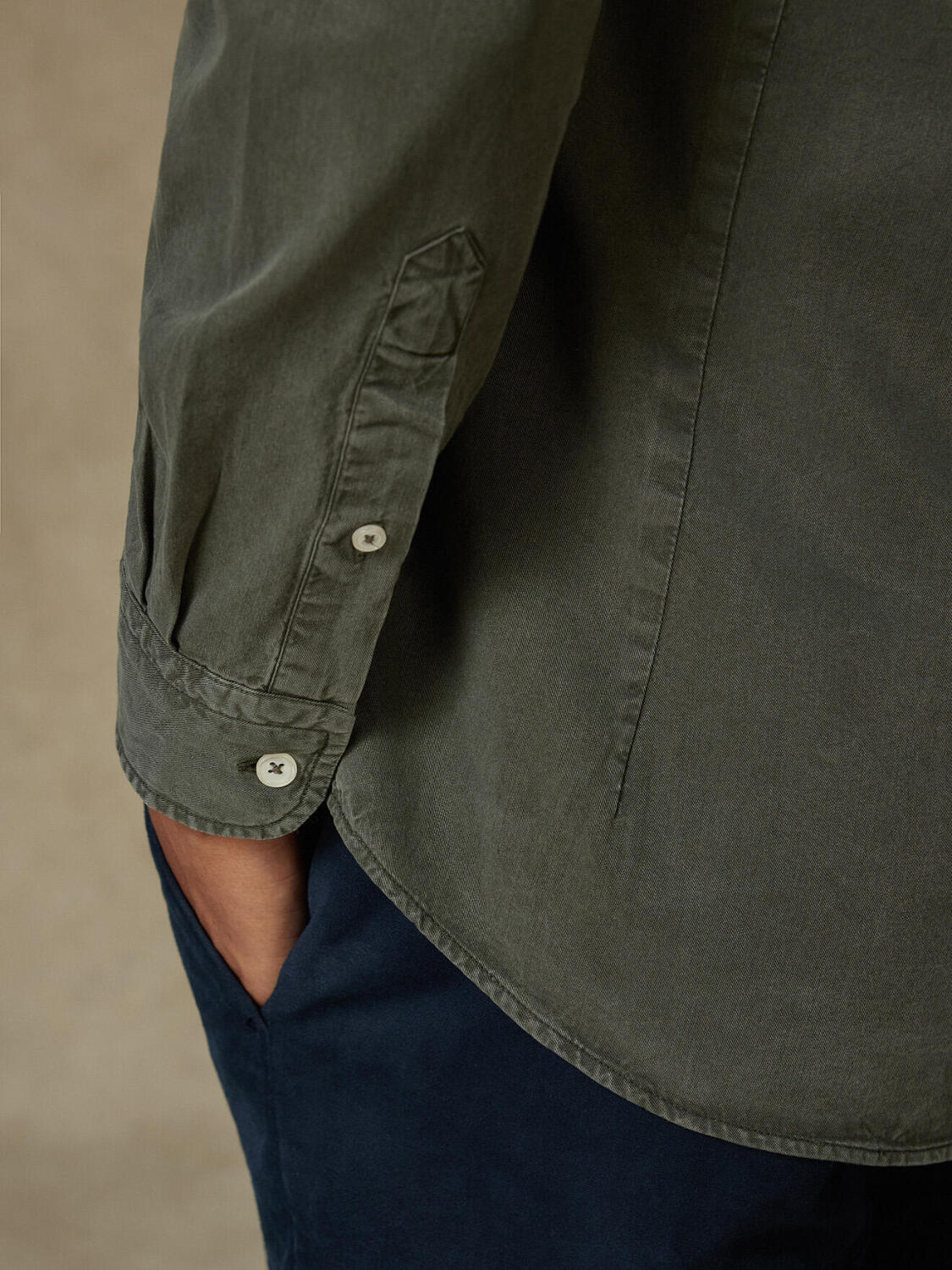 Camicia Lio in gabardina lavata kaki