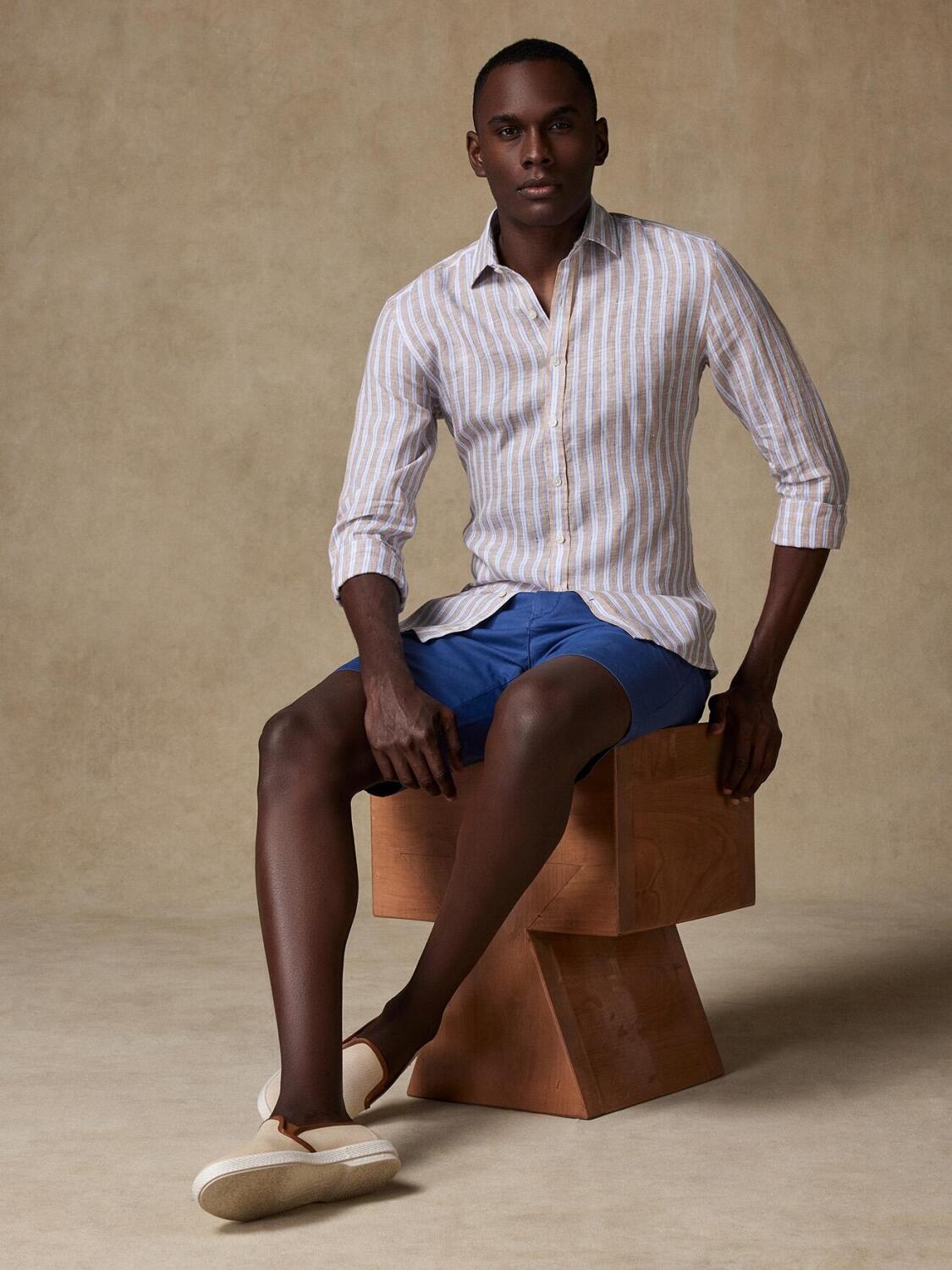 Chemise cintrée Colin en lin à rayures sable