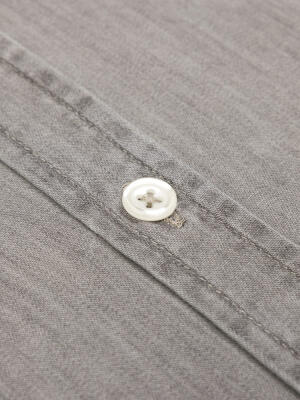 Chemise cintr&eacute;e Darcy en denim gr&egrave;ge
