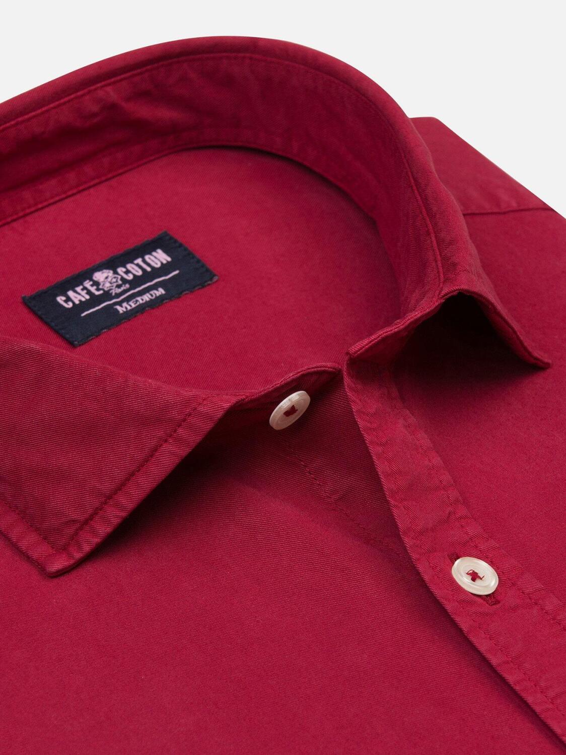 Chemise cintr&eacute;e en gabardine lav&eacute;e rouge