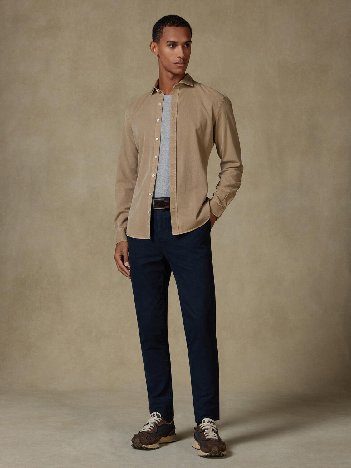 Camicia slim fit Lio in gabardina lavata visone