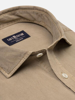 Camicia slim fit Lio in gabardina lavata visone