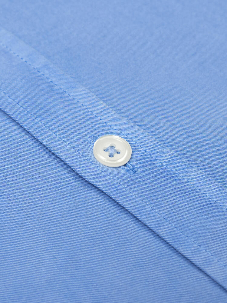 Camisa slim fit Lio en gabardina lavada celeste