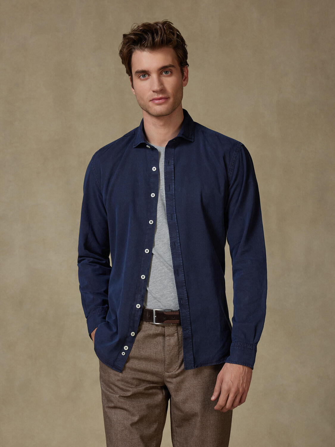 Lio slim fit shirt in washed gabardine navy