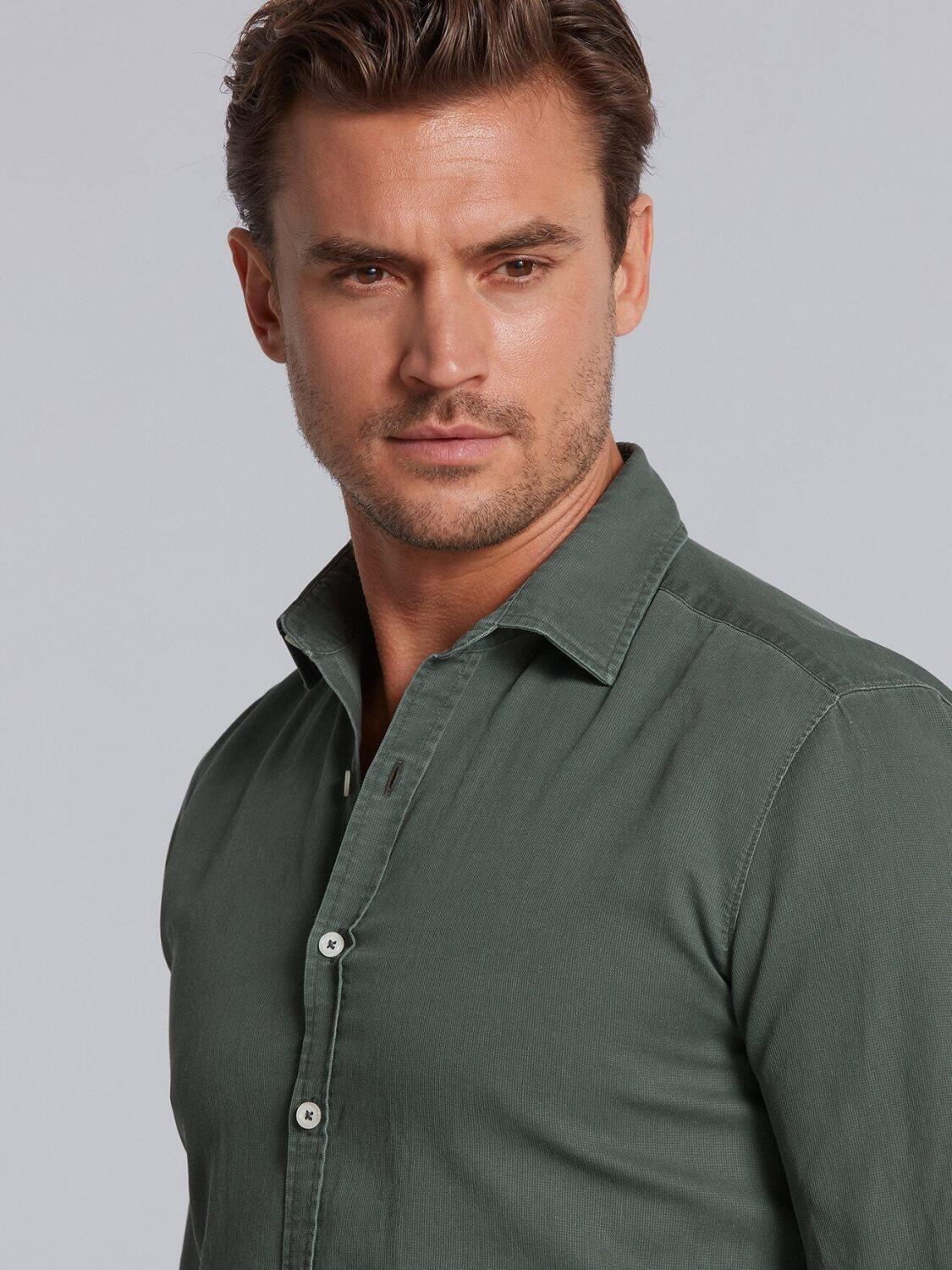 Chemise cintr&eacute;e en piqu&eacute; d&eacute;lav&eacute; grise