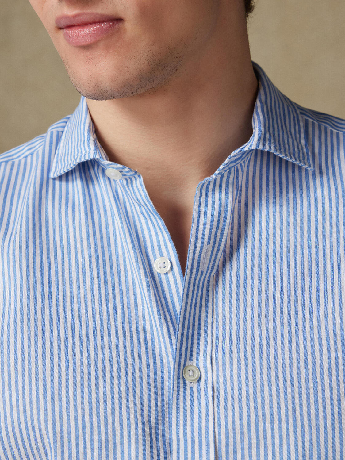 Eden linen shirt with sky blue stripes