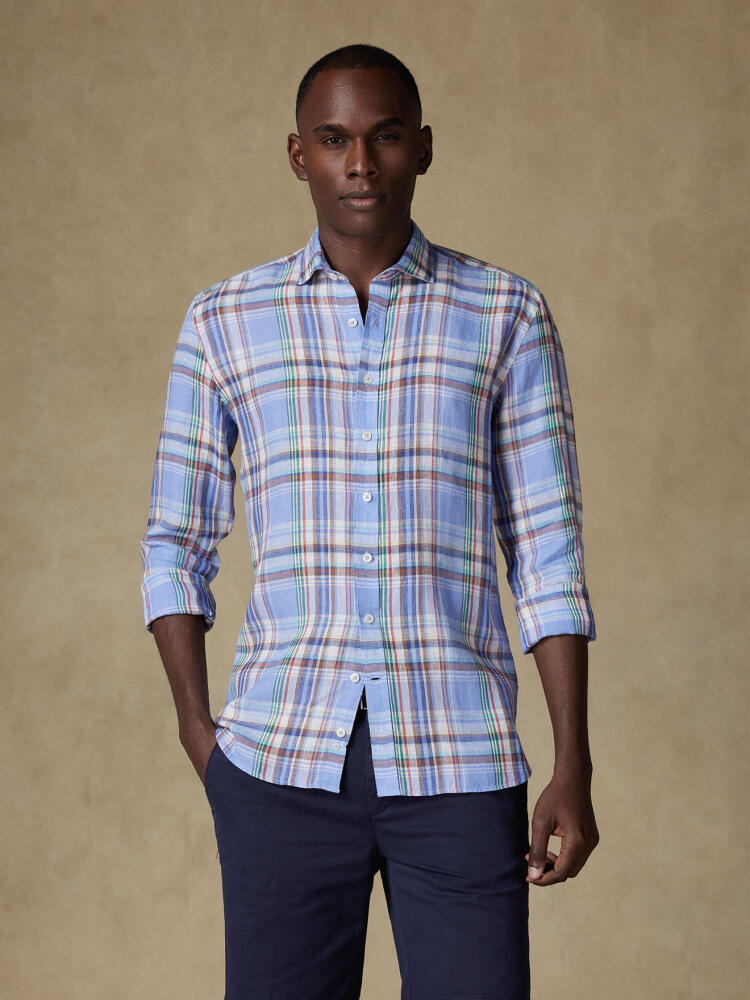 Paddy shirt in sky linen with tartan print