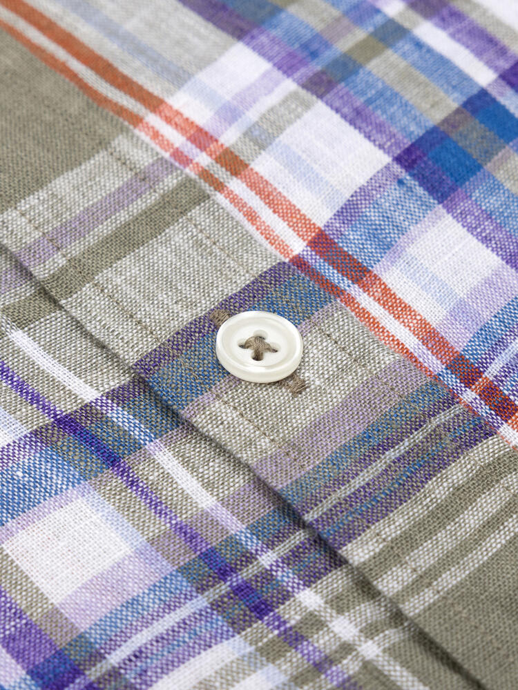 Paddy shirt in khaki linen with tartan print