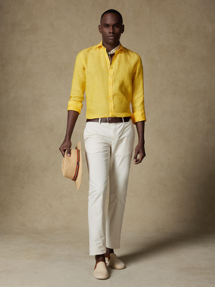 Camisa ajustada Olaf de lino en amarillo