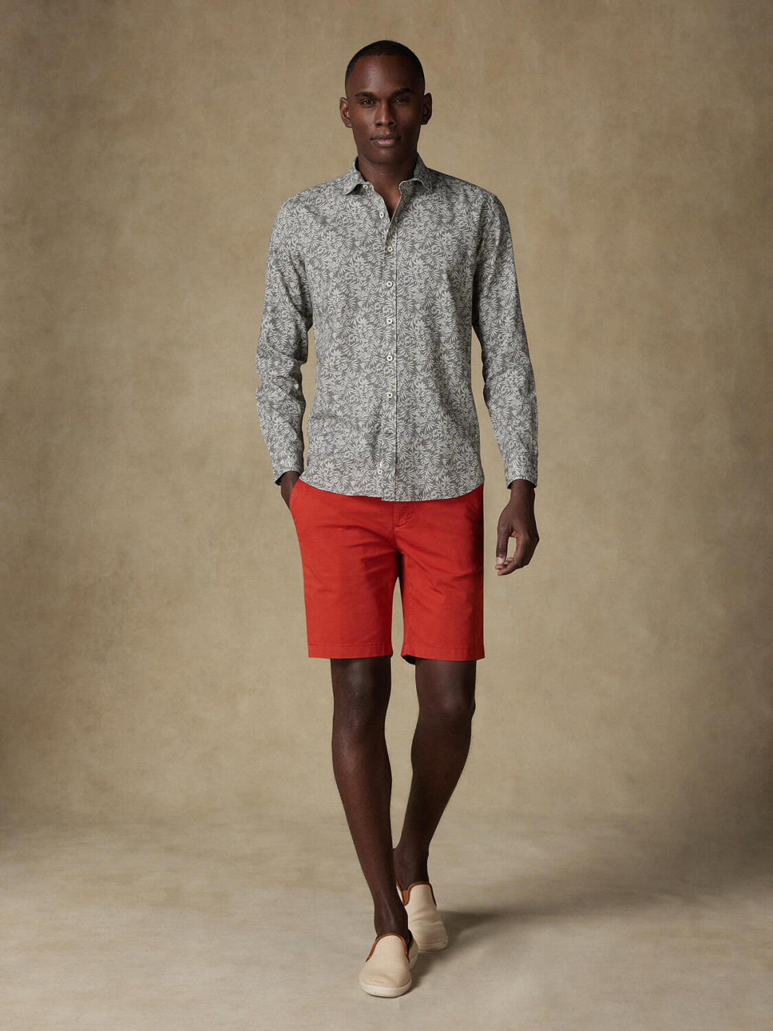 Camicia Spike in lino kaki con stampa floreale