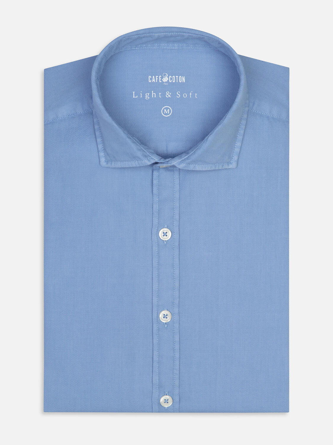 Lichtblauw hemd van lichte katoen