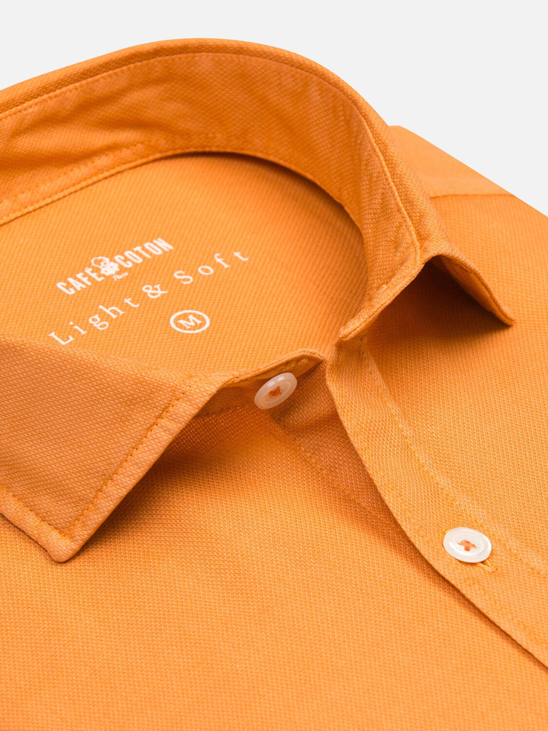 Orangenes Hemd aus leichtem Baumwollstoff