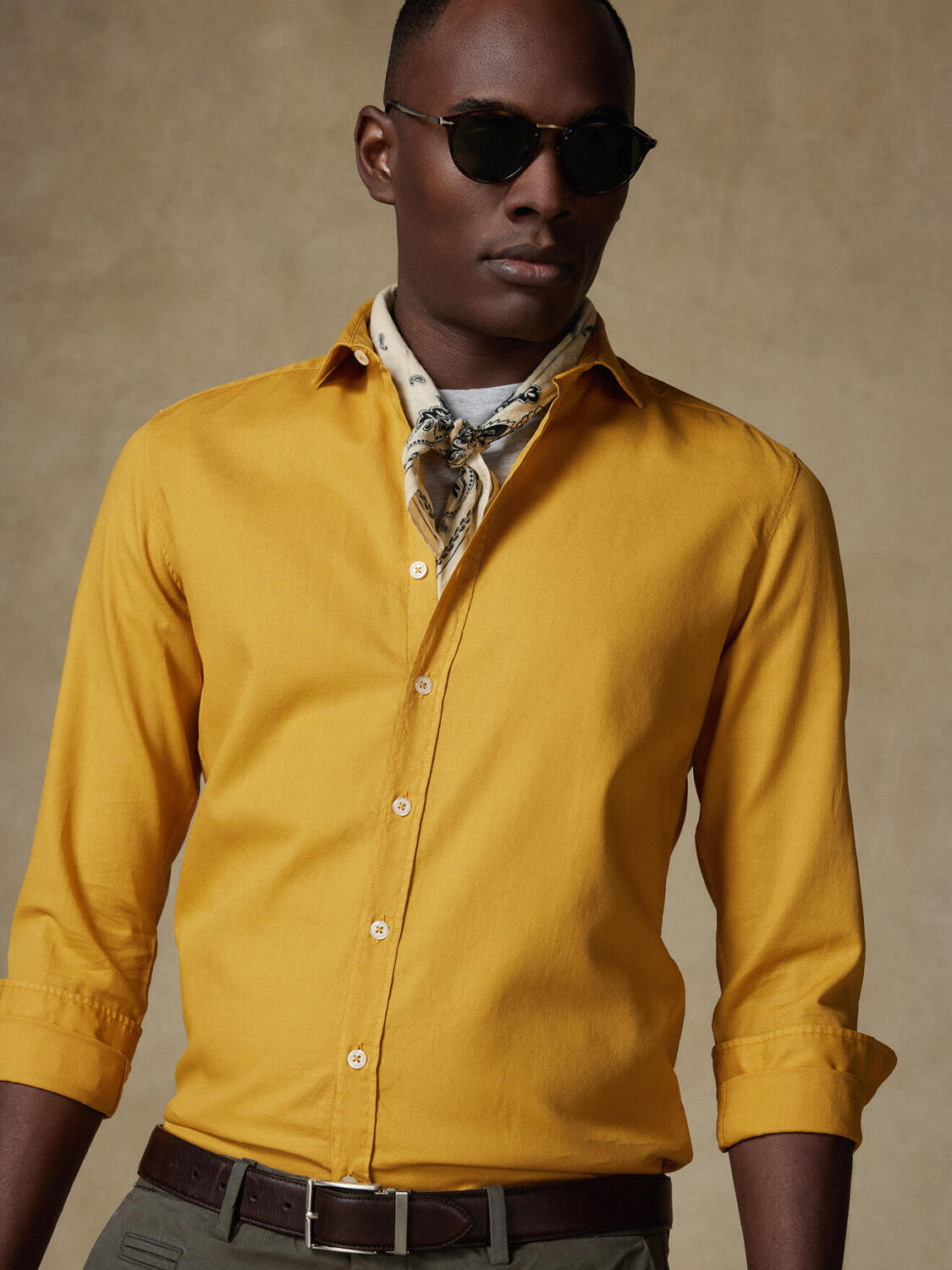 Chemise jaune en light coton