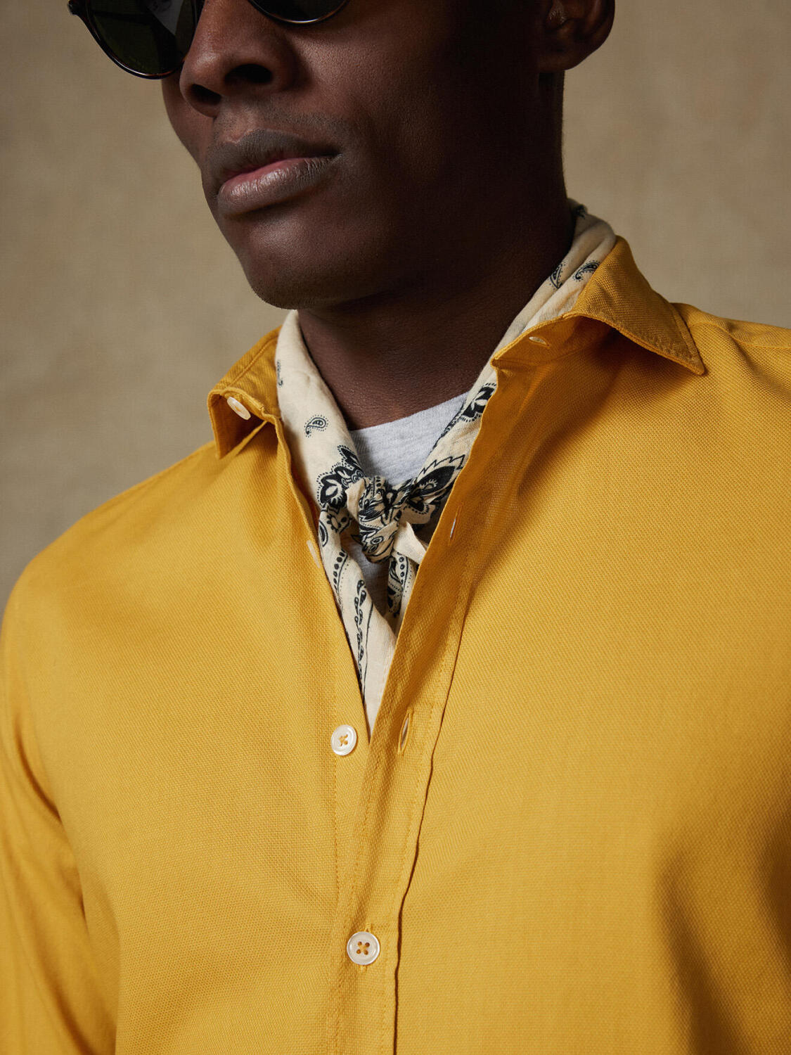 Chemise jaune en light coton