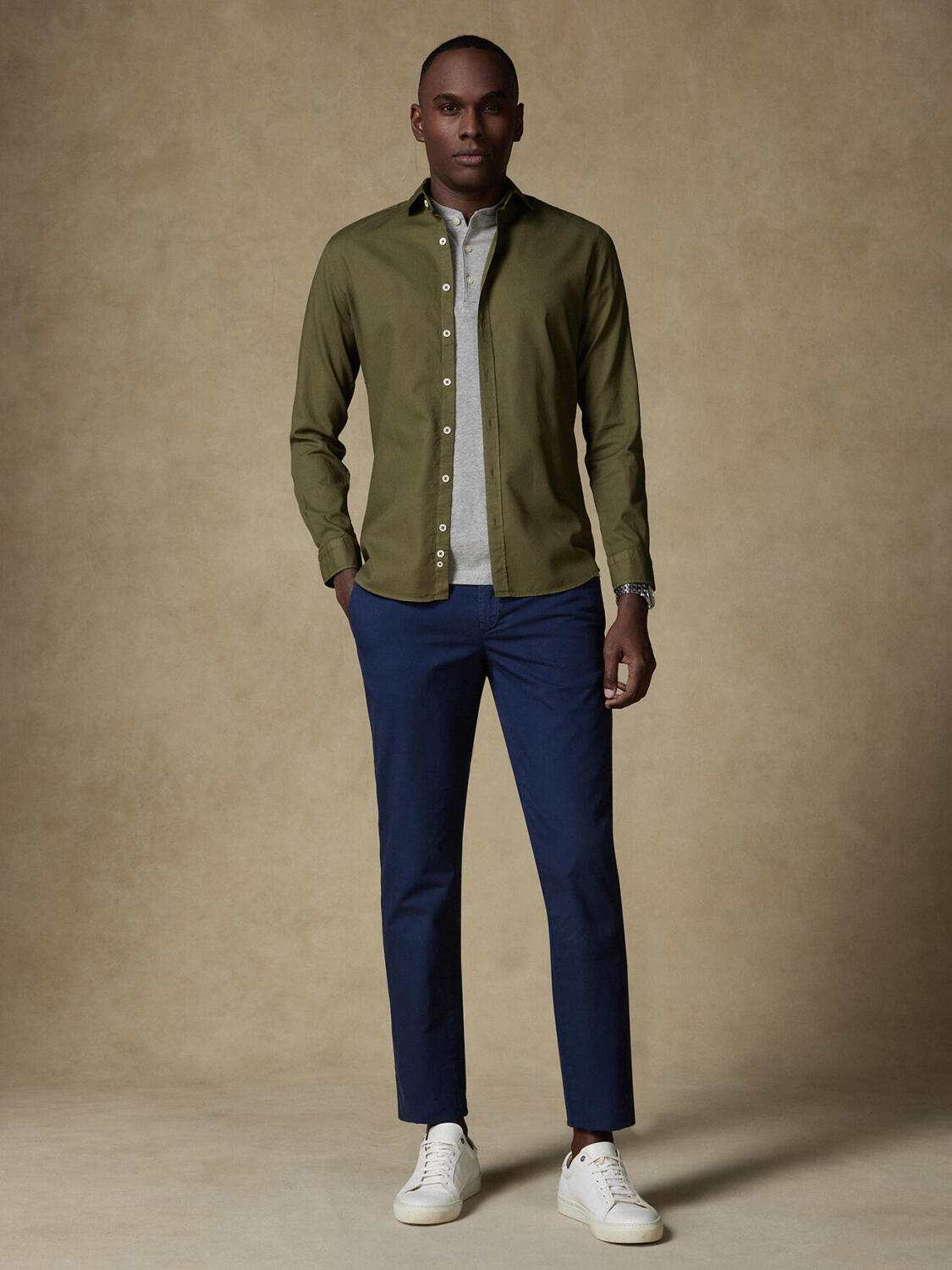 Camisa caqui de algodón ligero