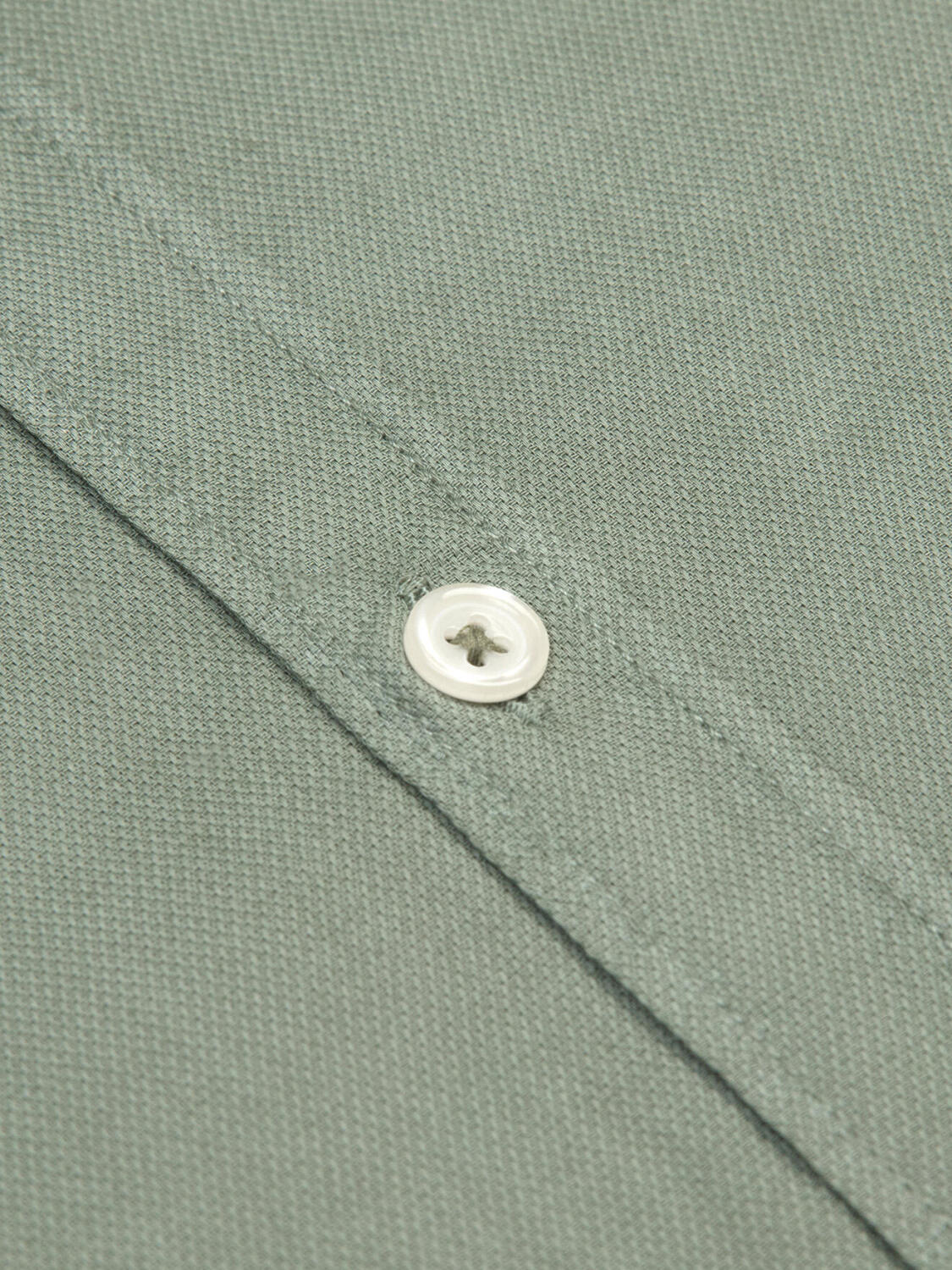 Celadonfarbenes Hemd aus leichtem Baumwollstoff