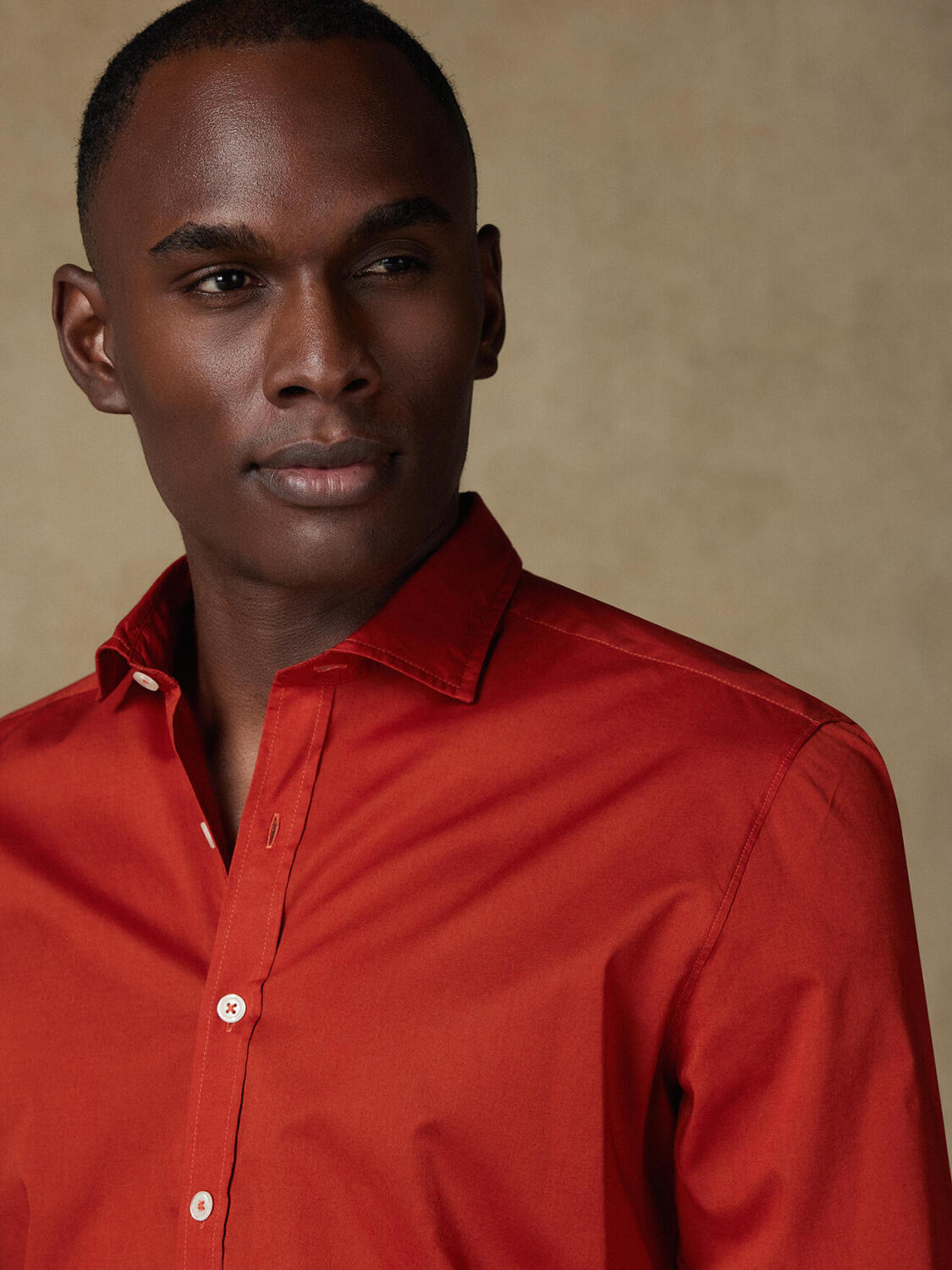 Camicia ocra in voile di cotone