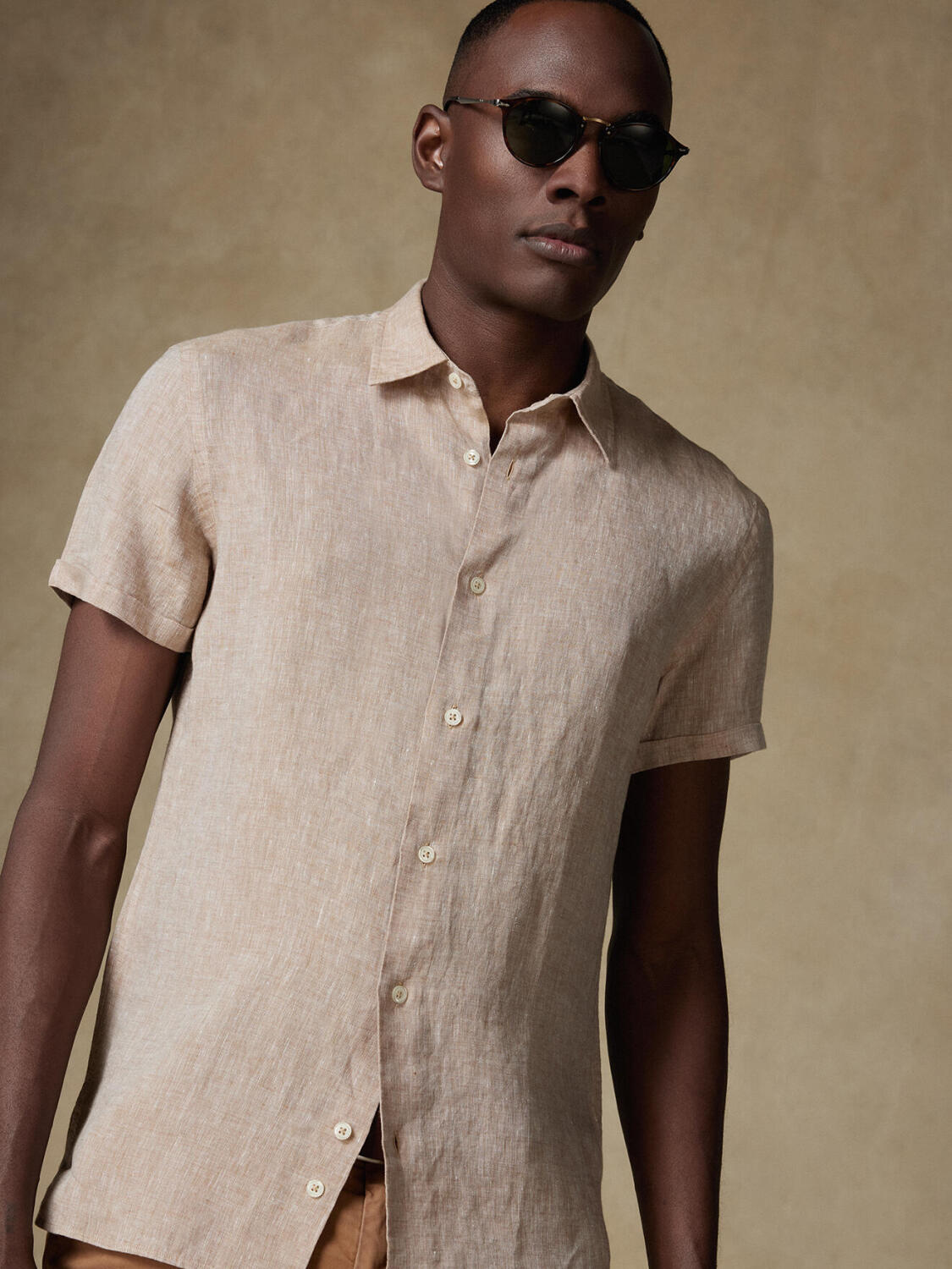 Camicia a maniche corte Olaf in lino color havana
