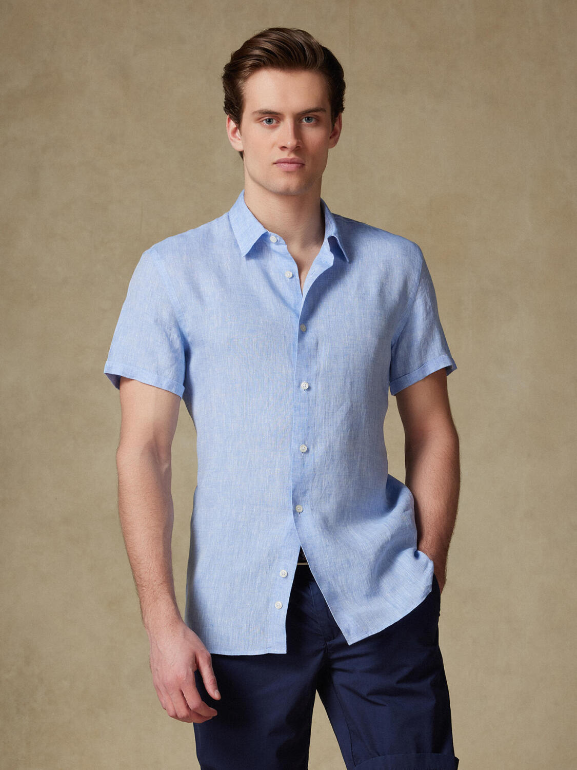 Camicia a maniche corte Olaf in lino azzurro