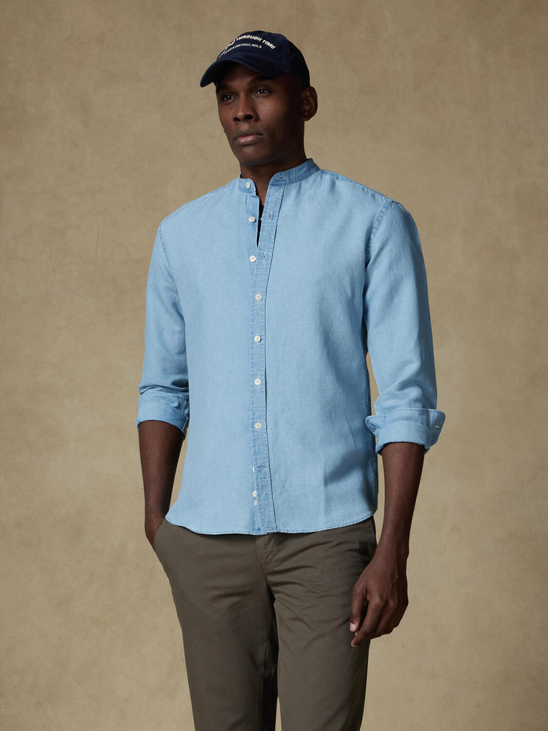 Camicia con collo alla coreana Andy in indaco chiaro