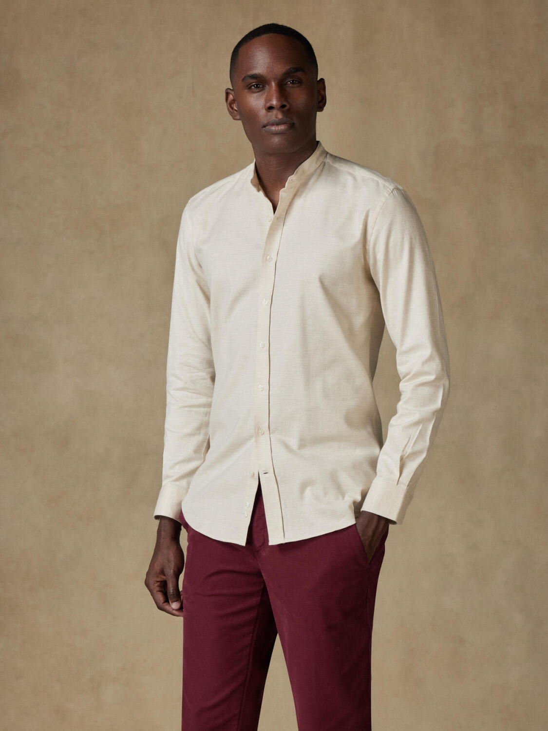 Chemise cintrée col mao Callum sable