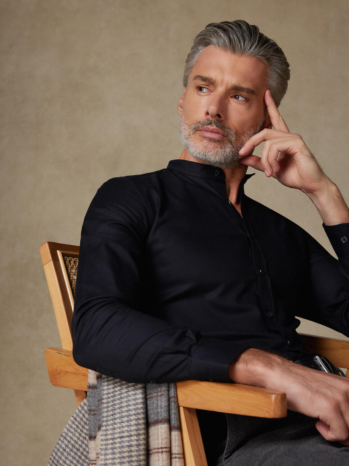 Leelan zwart structuurshirt