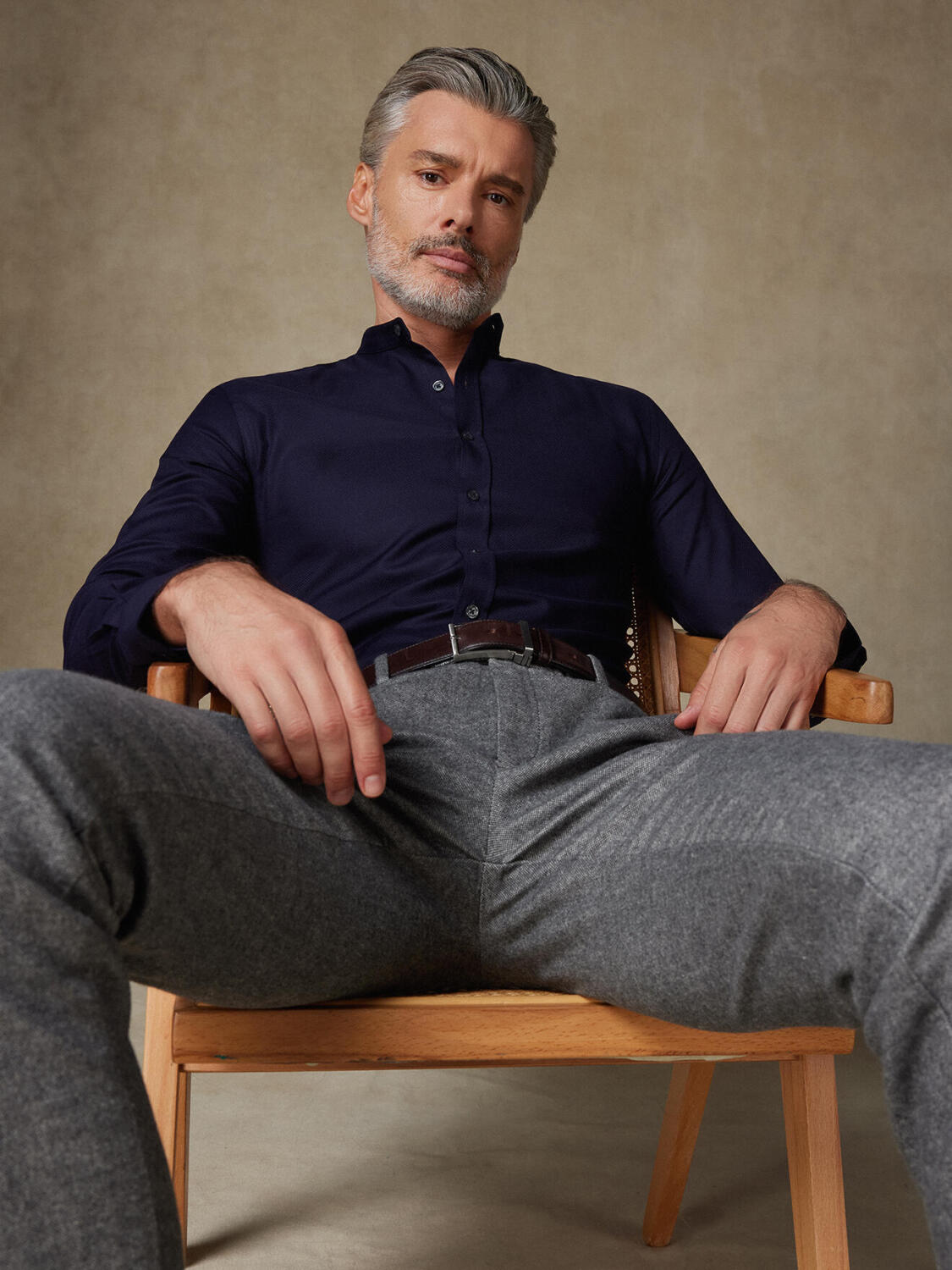 Leelan navy textured slim fit shirt - Mandarin collar