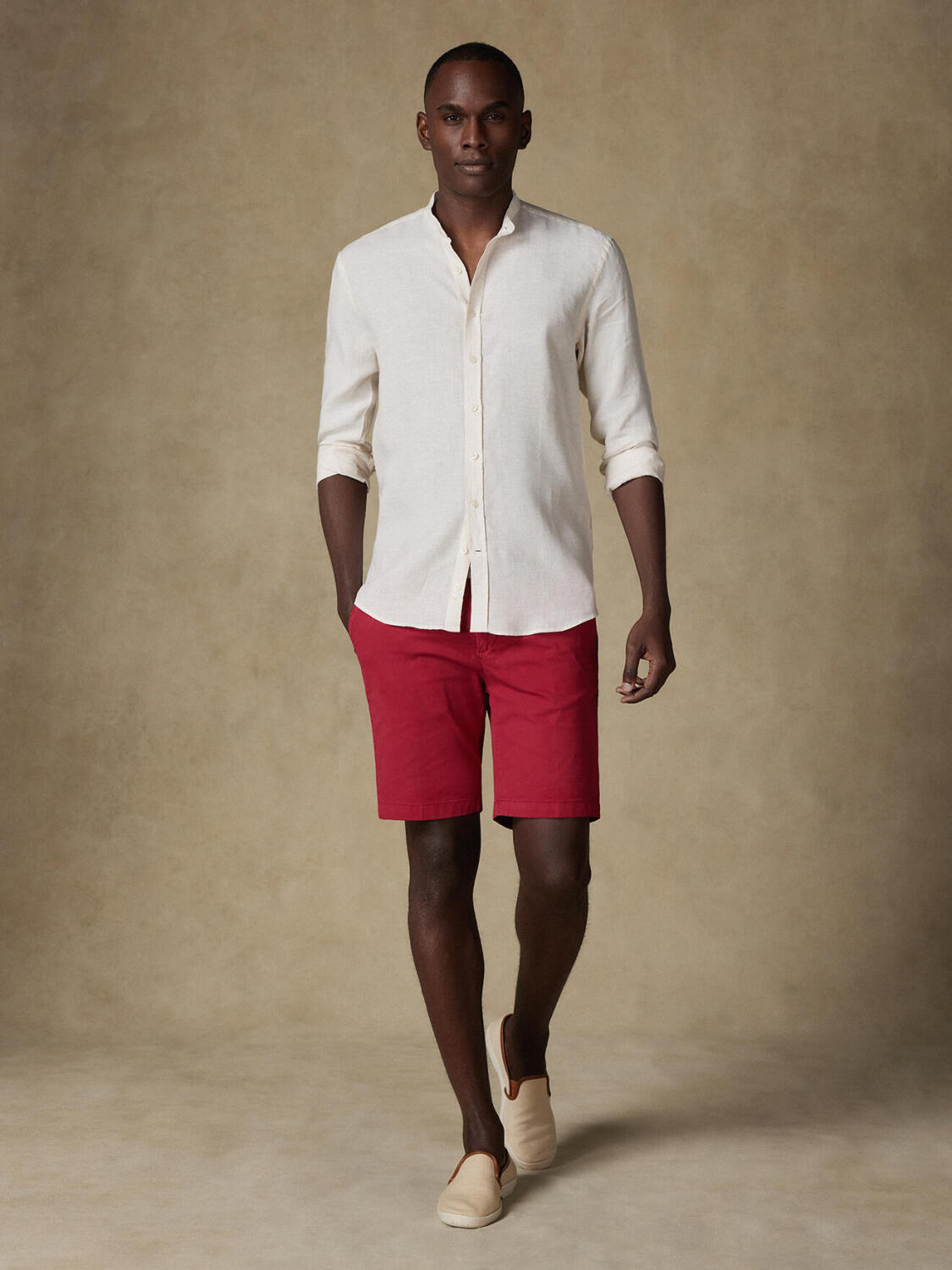 Olaf-Taillierthemd aus sandfarbenem Leinen