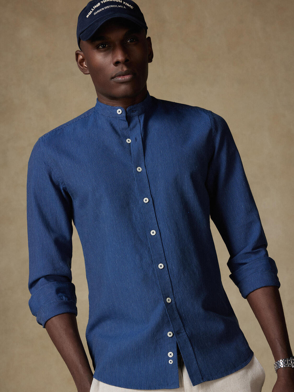 Chemise cintr&eacute;e col mao Piper &agrave; rayures indigo