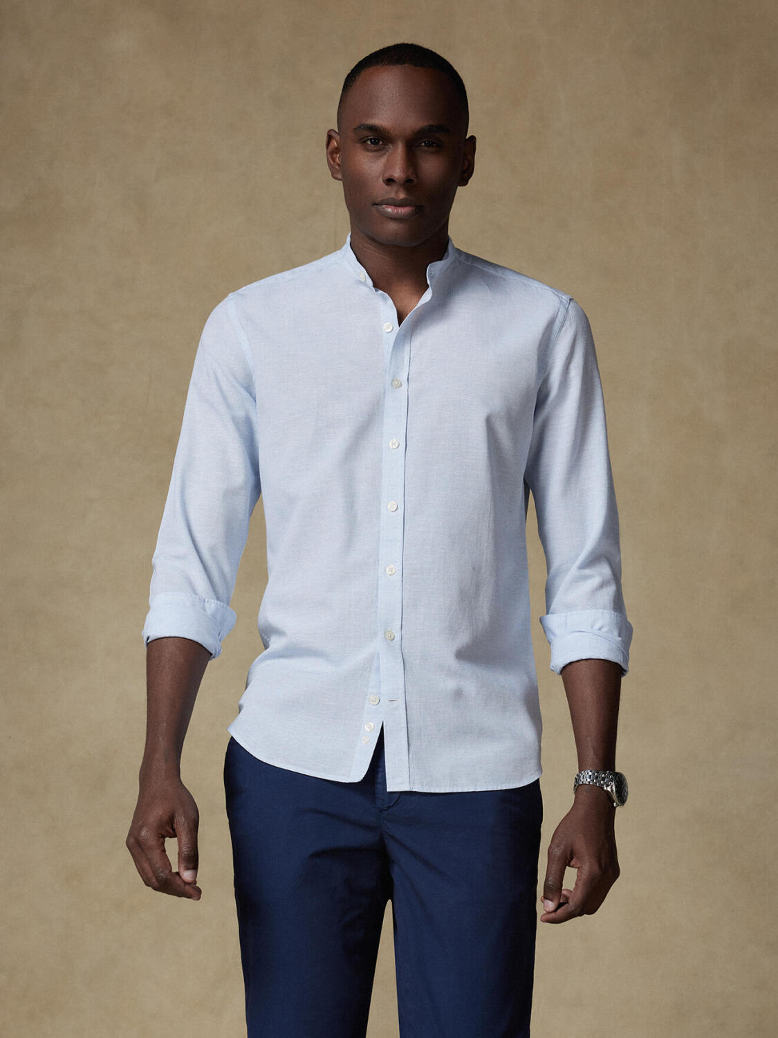 Chemise cintrée col mao Wayne en lin ciel