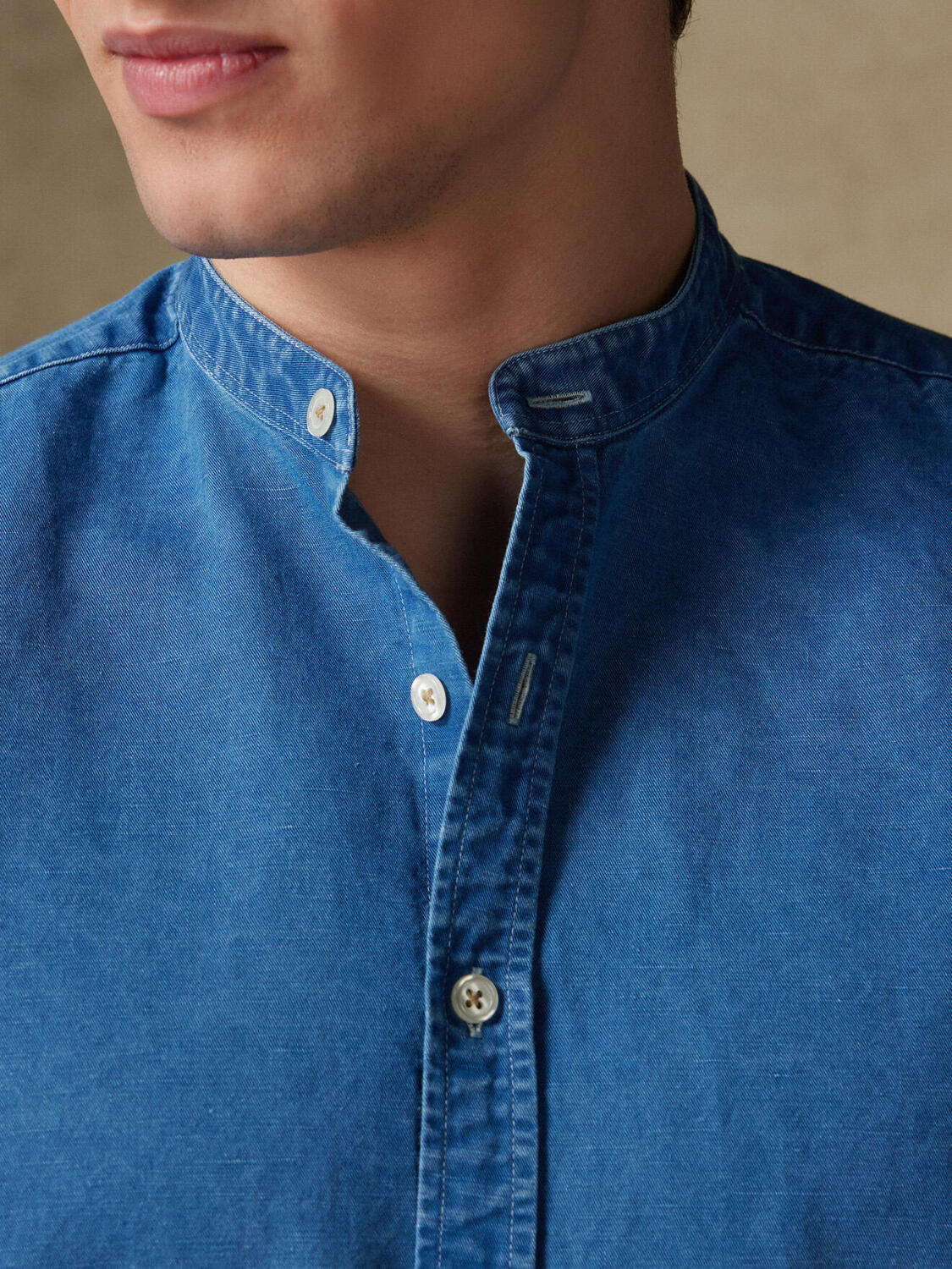 Chemise col mao Tim en lin indigo