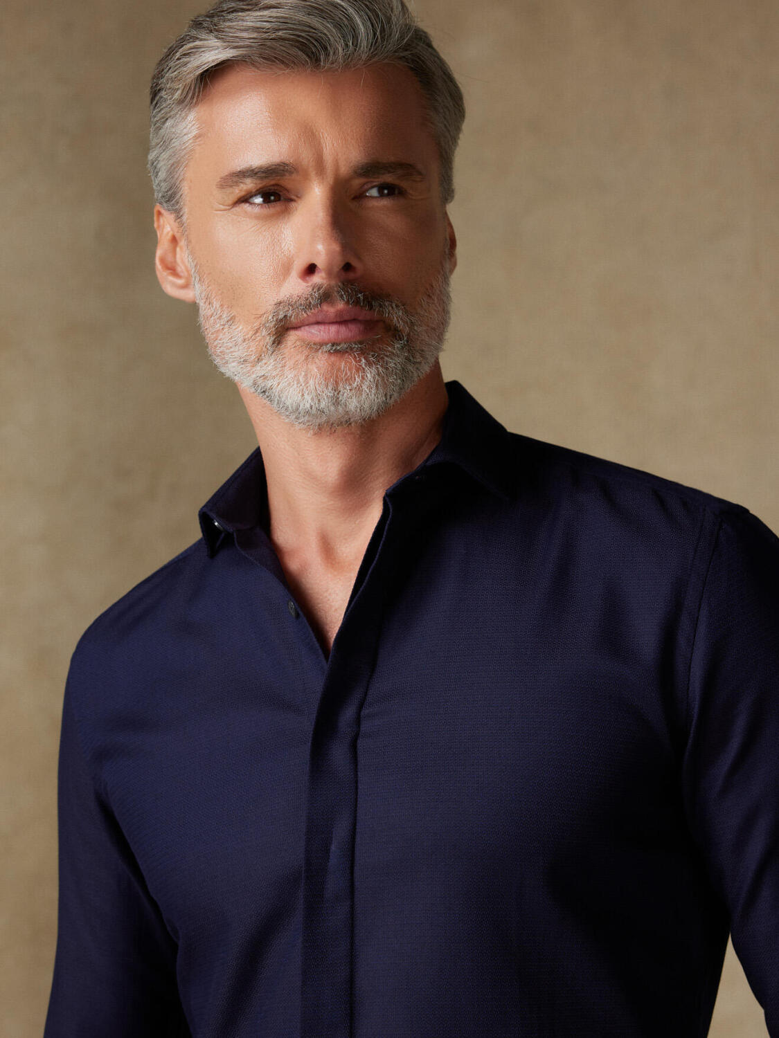 Chemise cintrée Horace texturée marine - Gorge Cachée