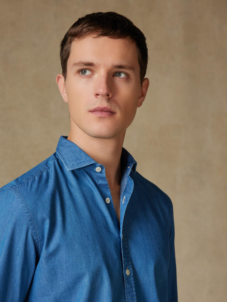 Chemise en denim ciel