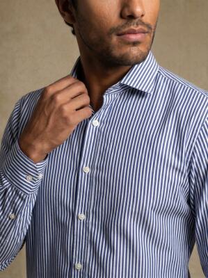 Chemise cintrée Albano à rayures marine