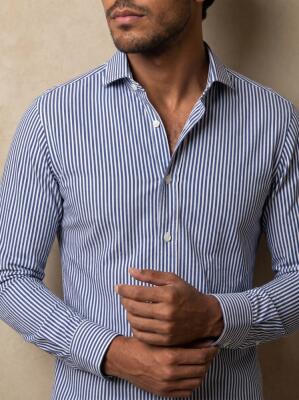 Chemise cintrée Albano à rayures marine
