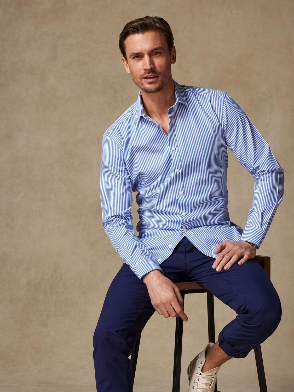 Clive blauw gestreept getailleerd overhemd