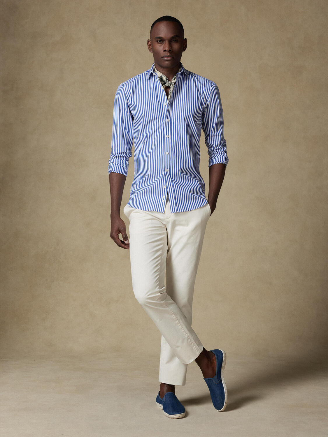 Chris slim fit shirt with navy blue stripes - Extra long sleeves