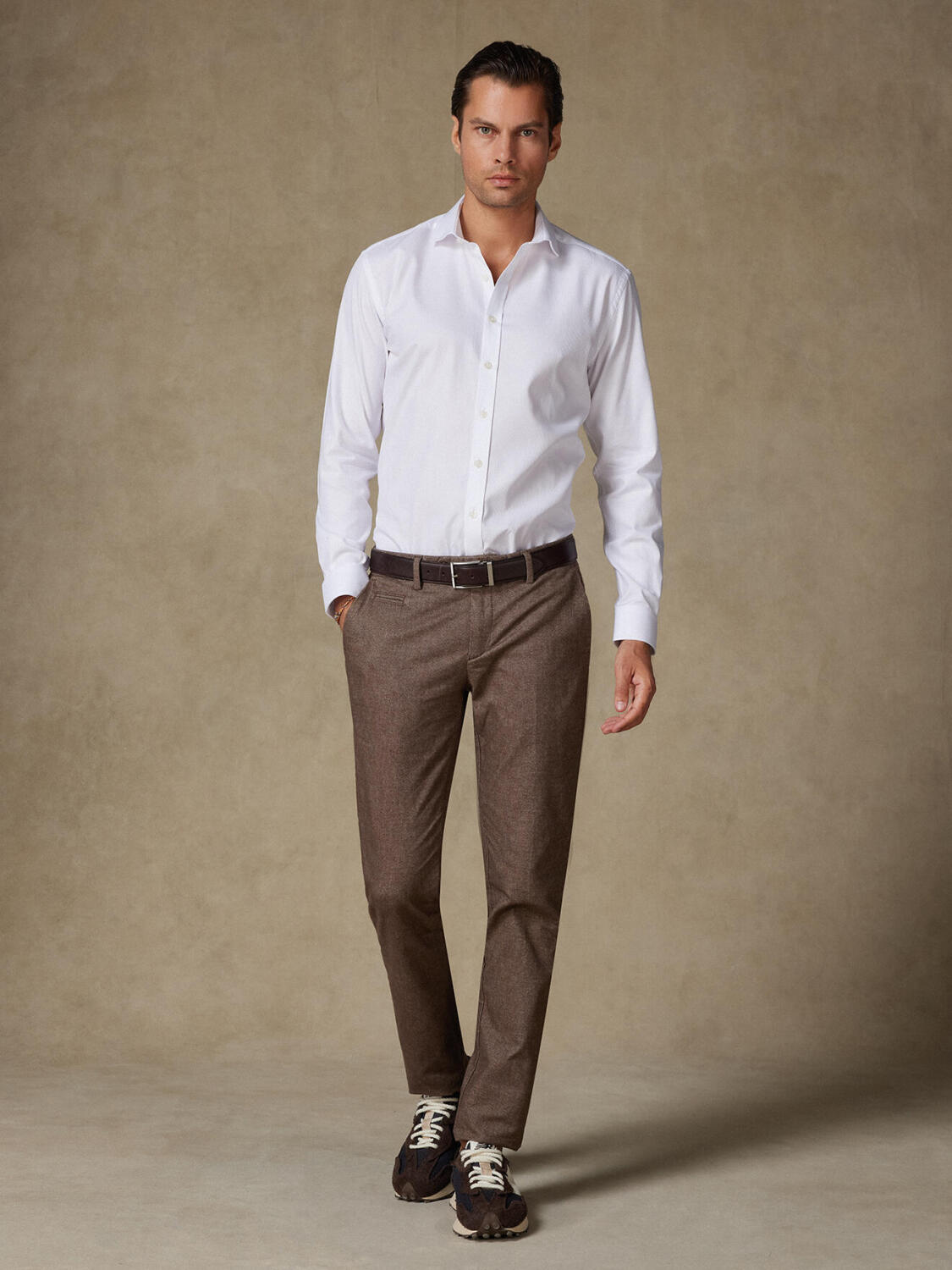 Camicia slim fit in piqu&eacute; bianco- Maniche extra lunghe