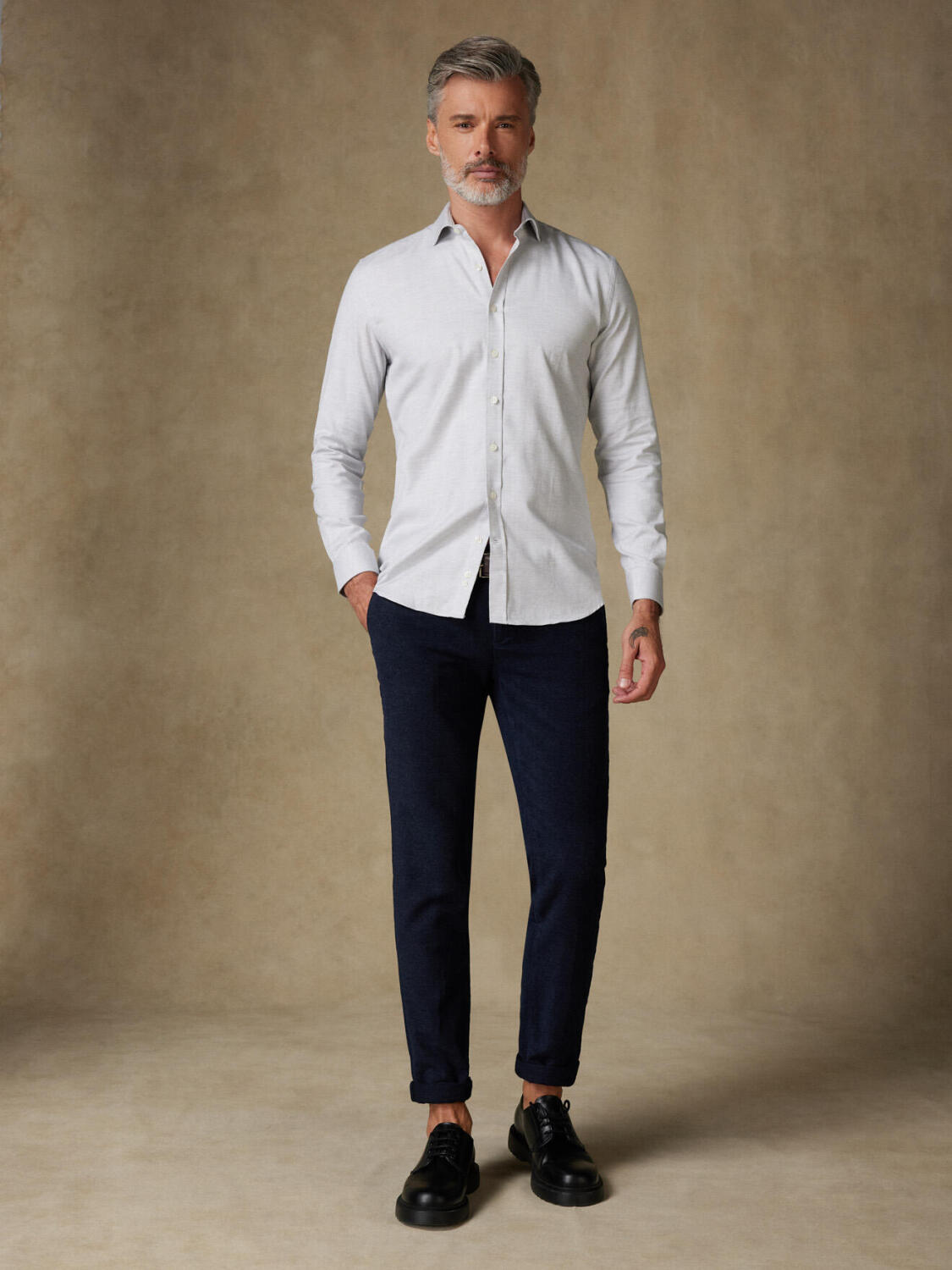 Chemise cintrée Hall en flanelle grise - Grande Longueur de Manches