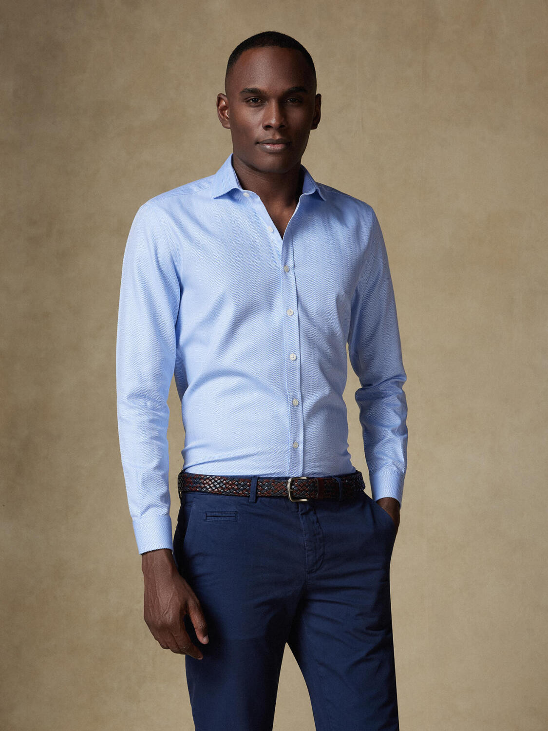 Howson tailliertes Hemd in himmelblau Fischgrät