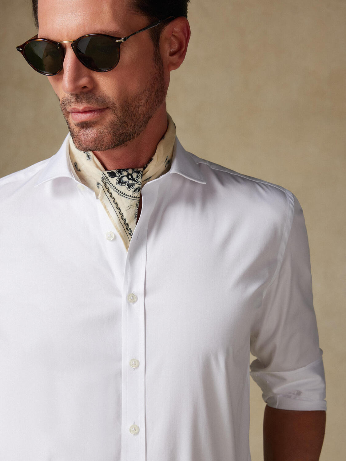 Chemise cintrée en popeline blanche