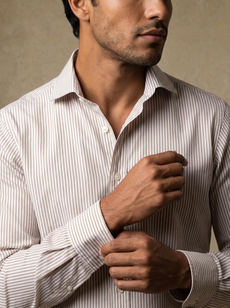 Camicia Slim Fit Riddle a righe avana