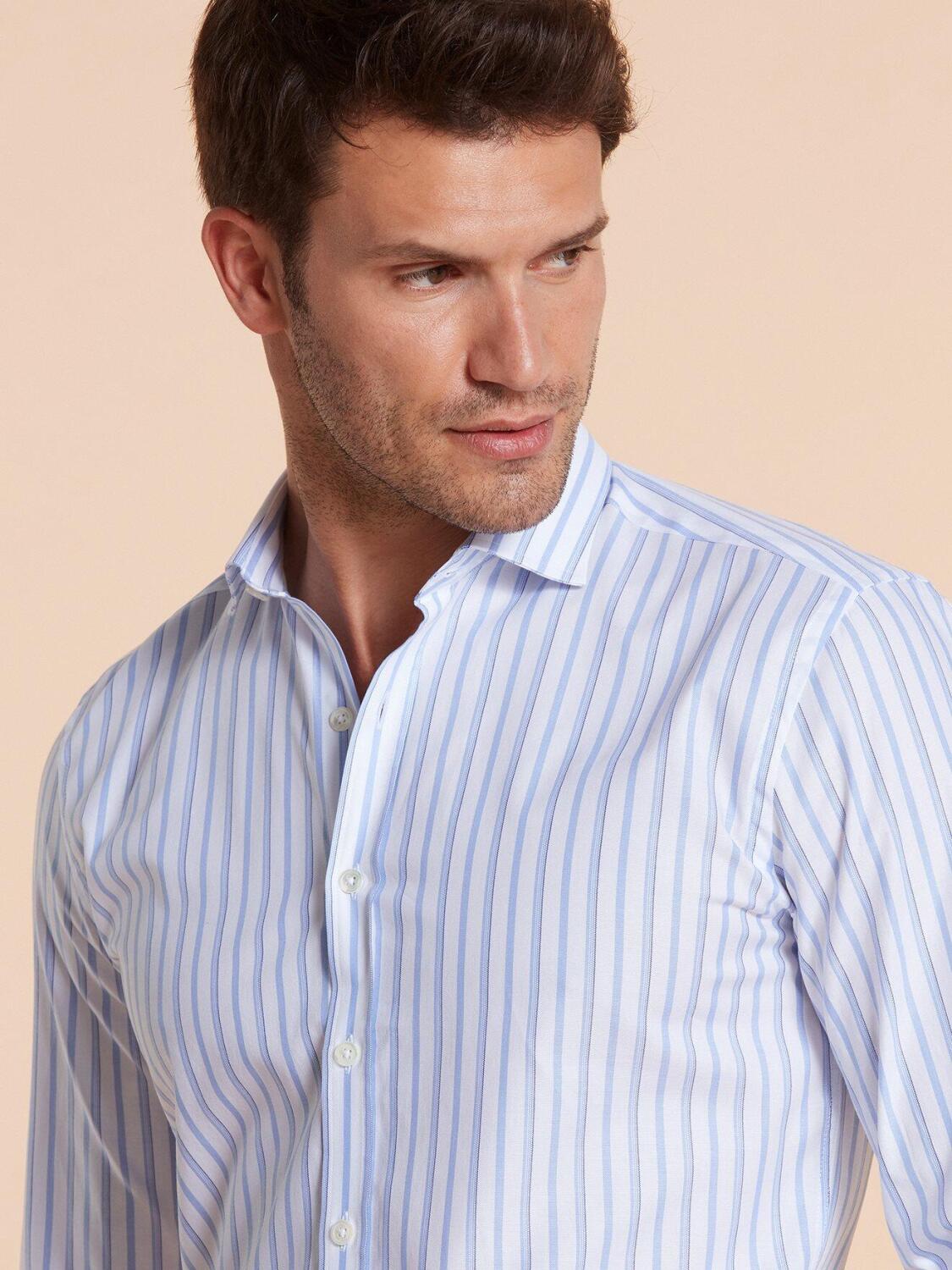 Chemise bio cintr&eacute;e Curtis &agrave; rayures ciel