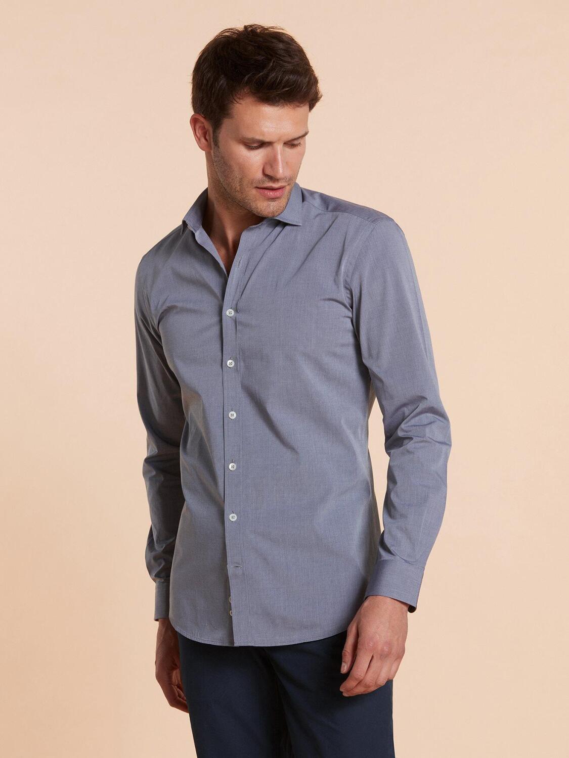 Chemise bio cintr&eacute;e en fil &agrave; fil gris