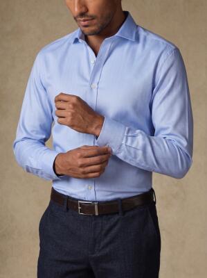 Chemise cintr&eacute;e non-iron en chevron ciel