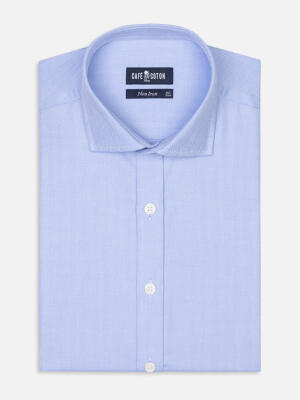 Chemise cintr&eacute;e non-iron en chevron ciel