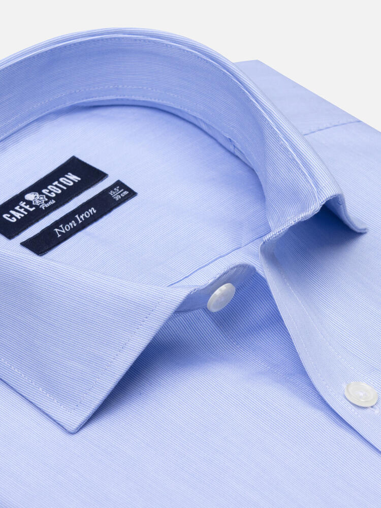 Chemise cintr&eacute;e non-iron en mille raies ciel